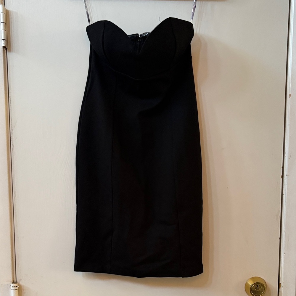 Marciano Elegant Black Strapless Dress